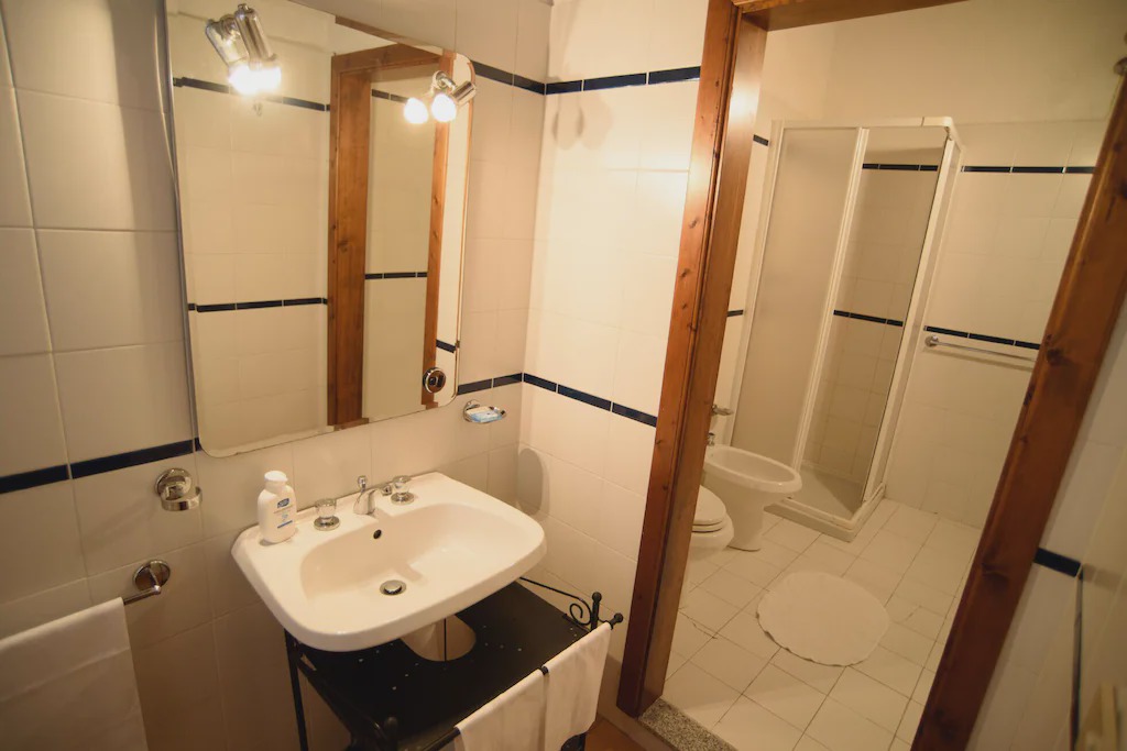 Photo of Bathroom in Santo