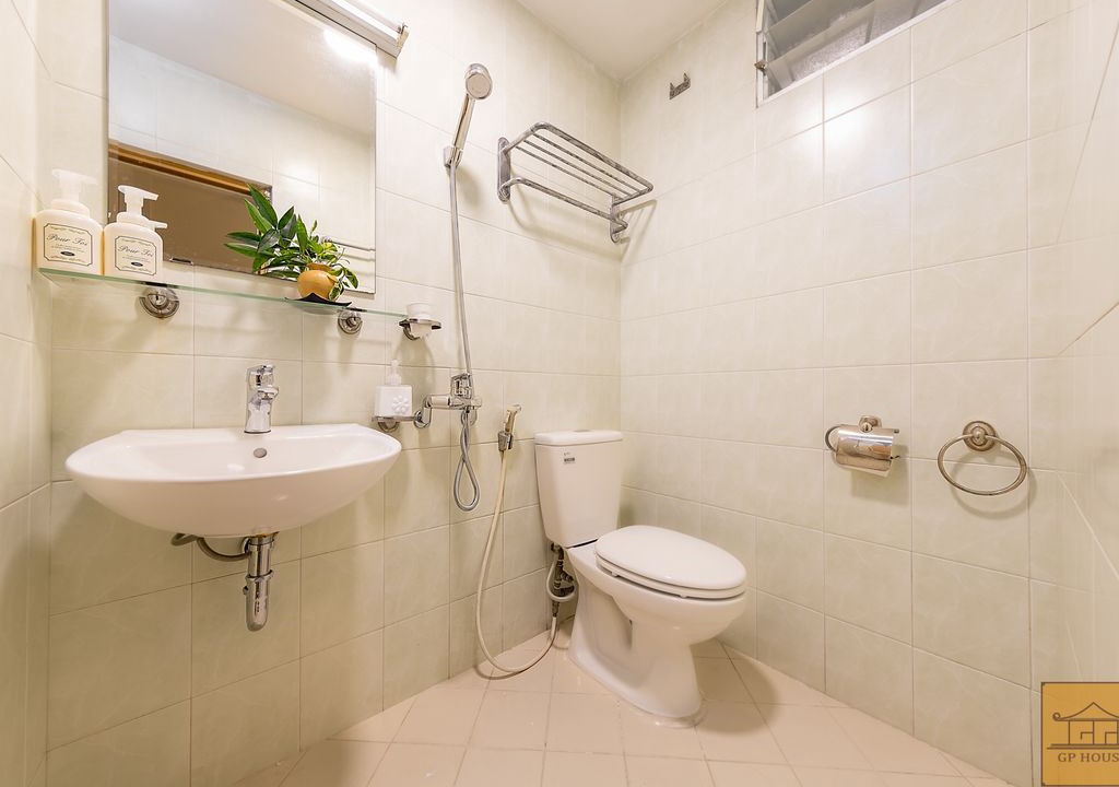 Photo of Bathroom in Ba Dinh