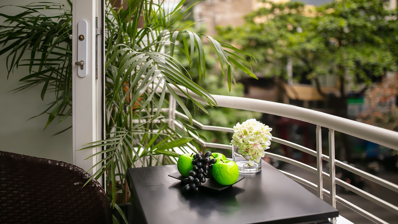 Photo of Patio Balcony in Hang Bo