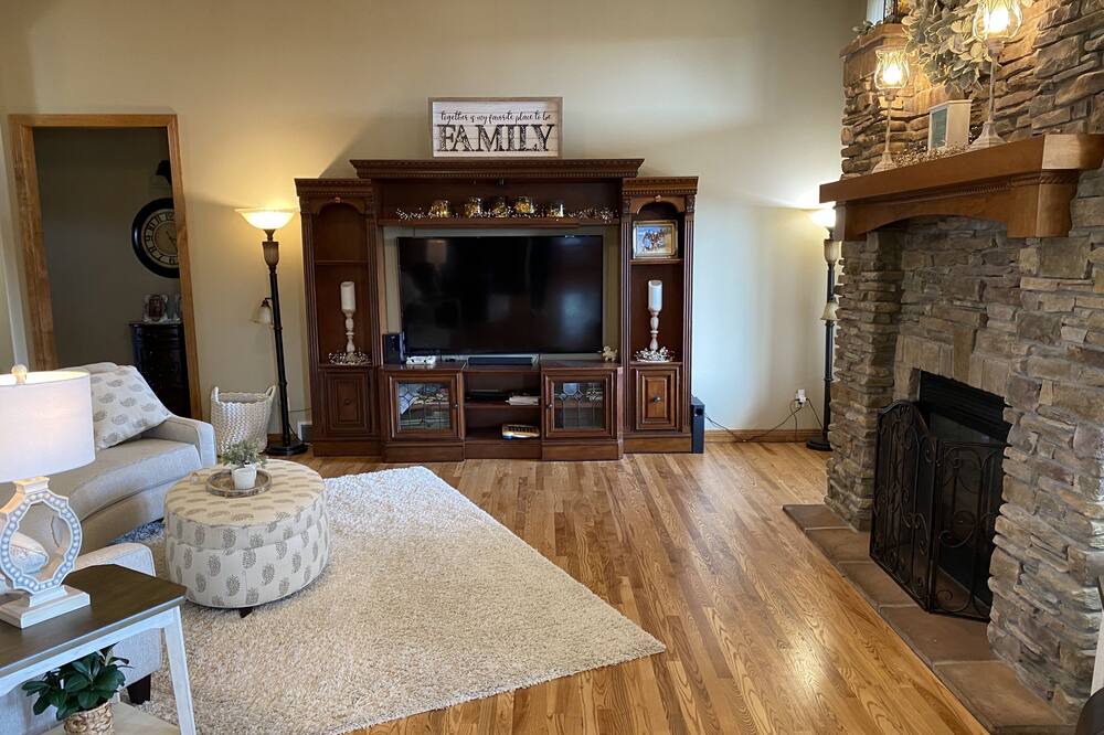 Photo of Livingroom in Watertown