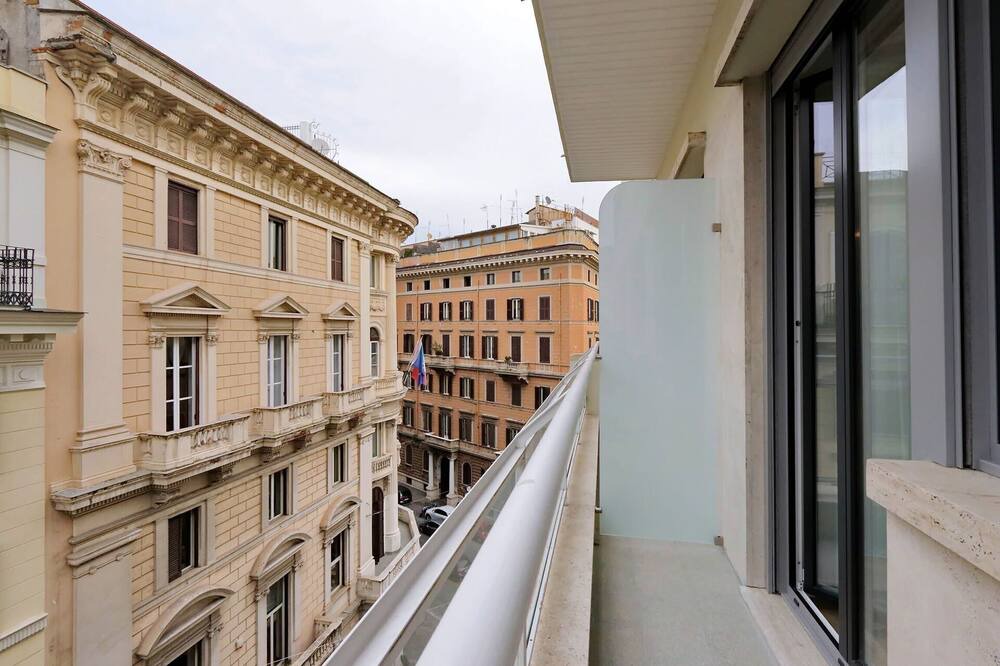 Photo of Patio Balcony in Sallustiano