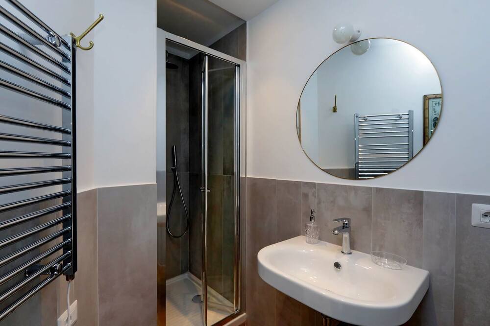 Photo of Bathroom in Sallustiano