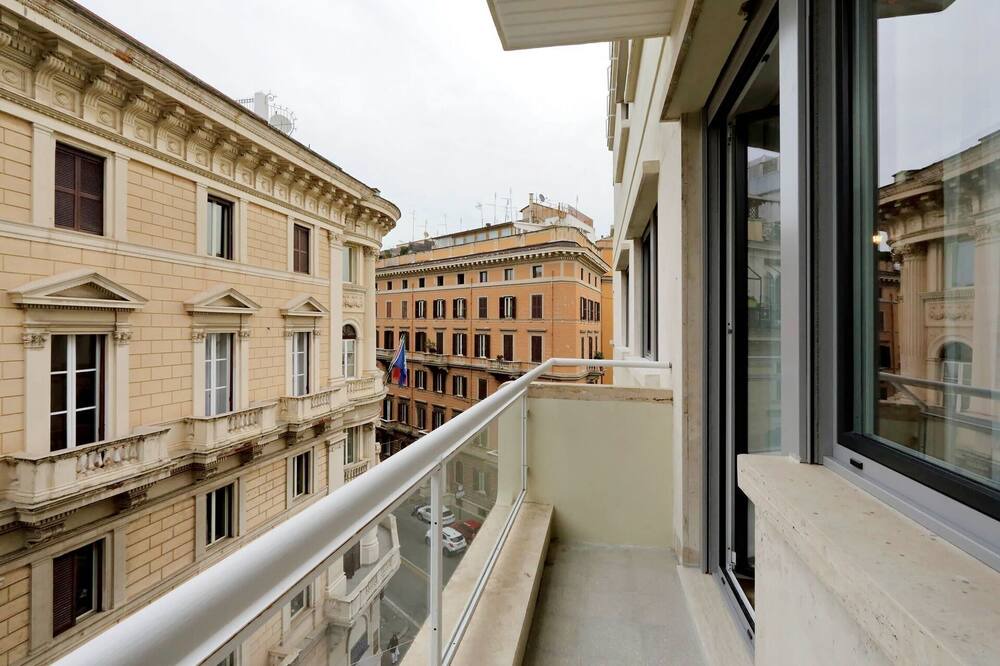 Photo of Patio Balcony in Sallustiano
