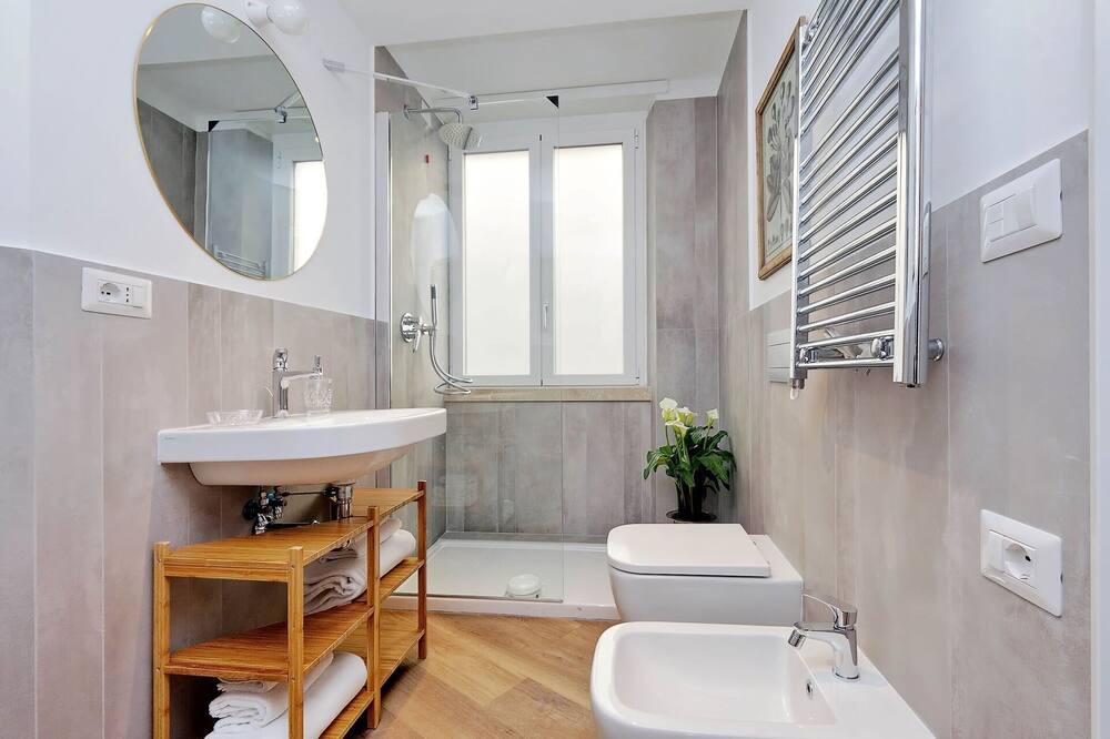 Photo of Bathroom in Sallustiano