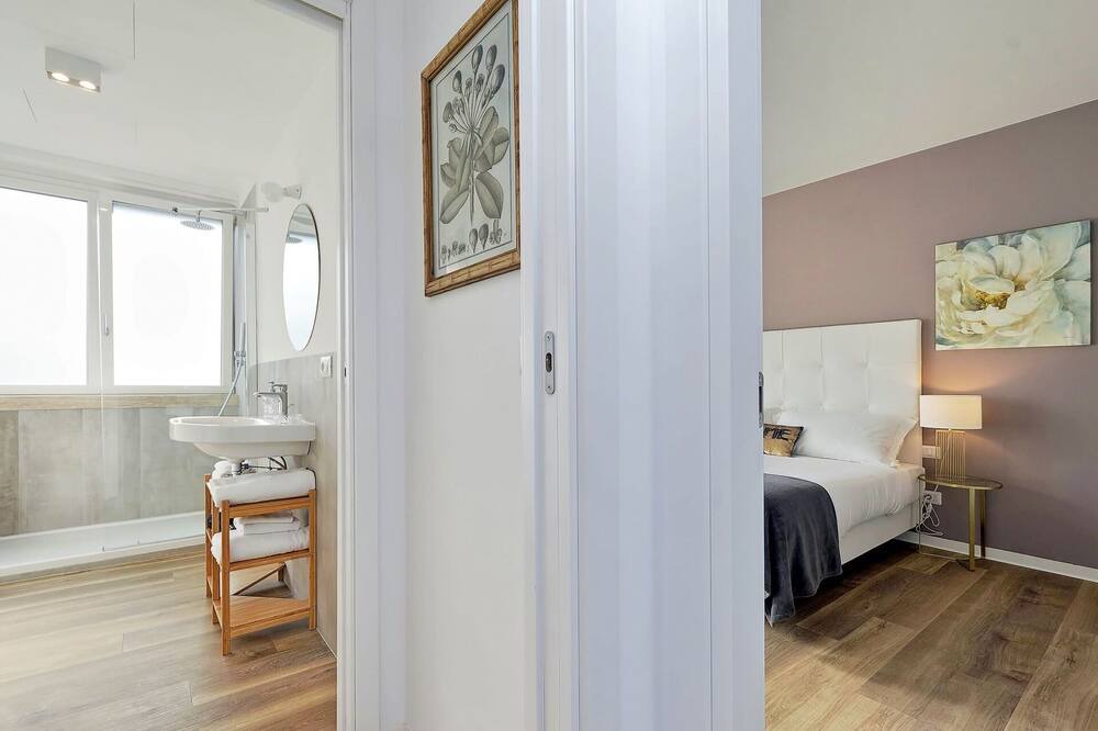 Photo of Bathroom in Sallustiano