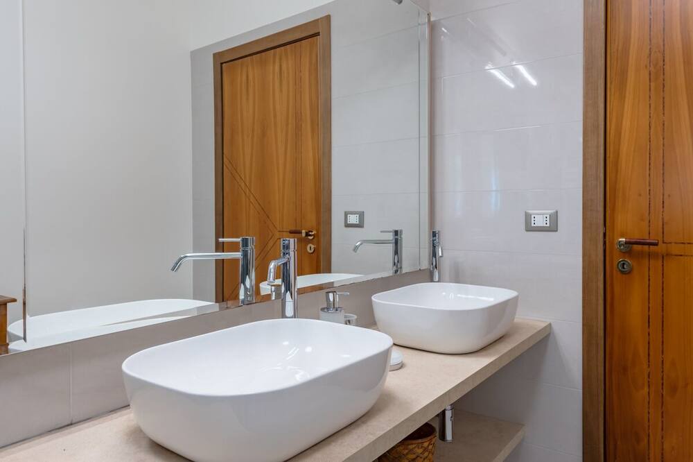 Photo of Bathroom in Torino di Sangro