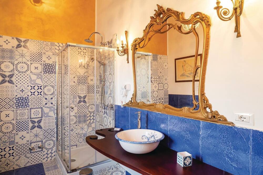 Photo of Bathroom in Salerno