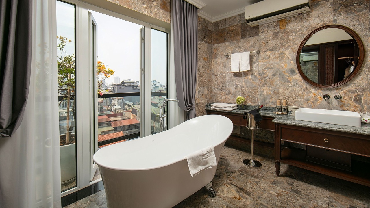 Photo of Bathroom in Hang Buom