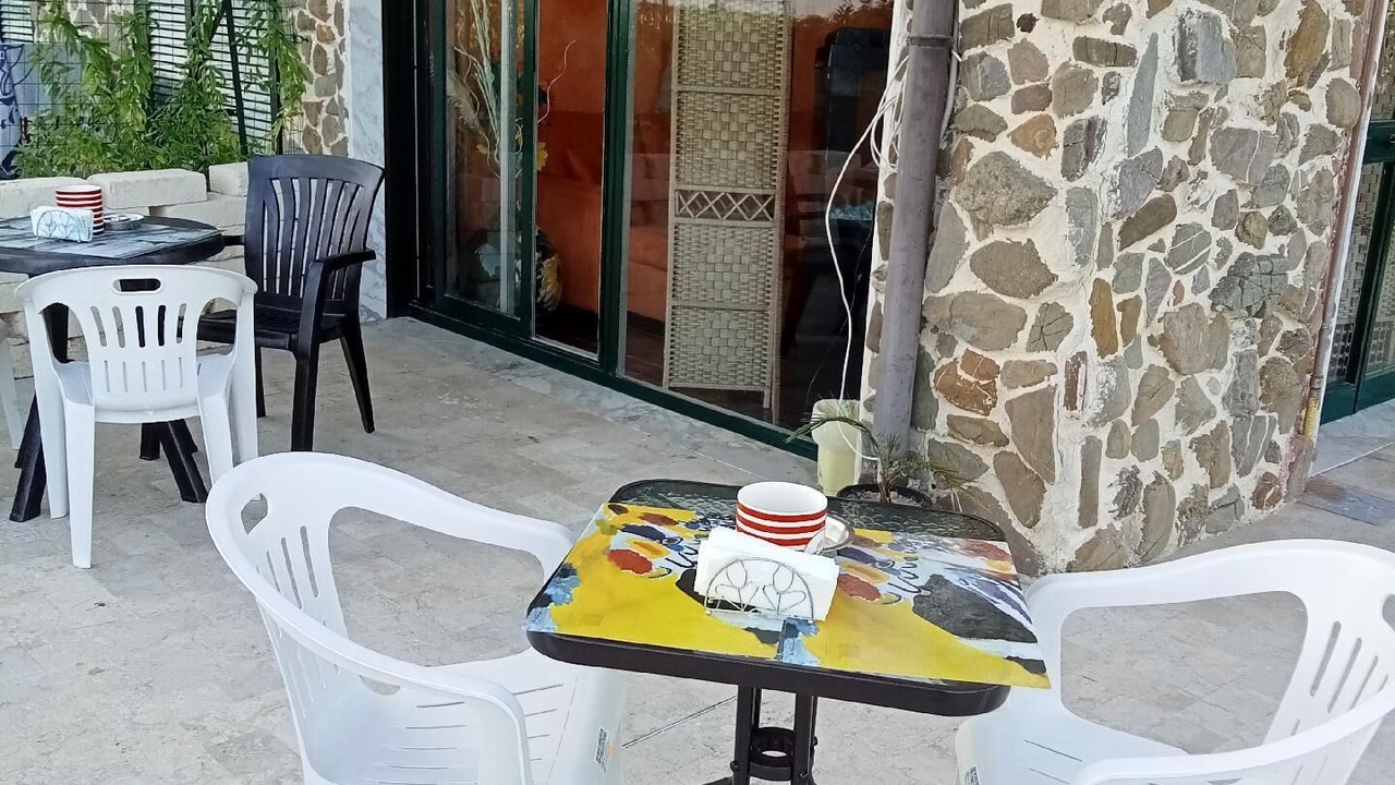 Photo of Outdoor in Laura