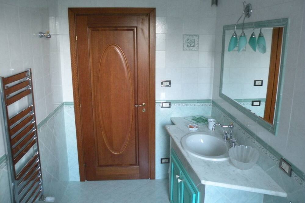 Photo of Bathroom in Isernia