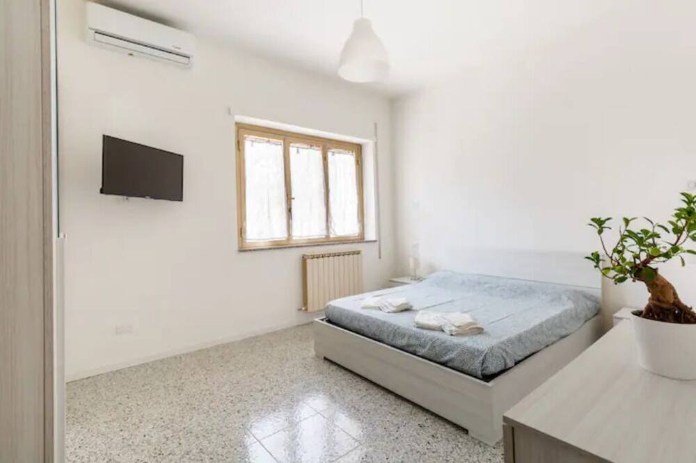 Photo of Bedroom in Borghesiana
