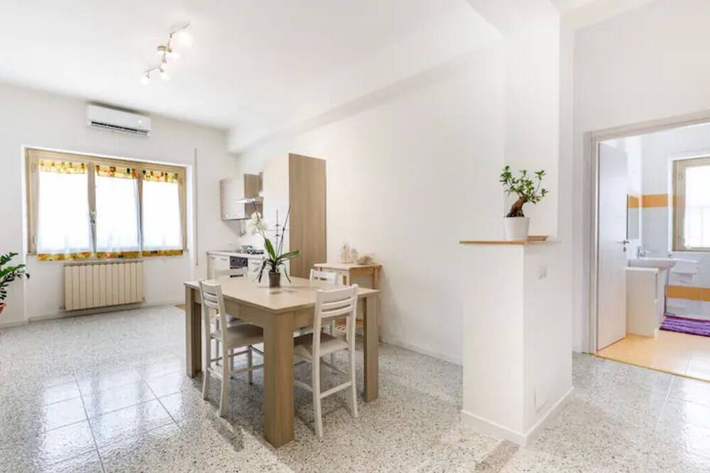 Photo of Livingroom in Borghesiana