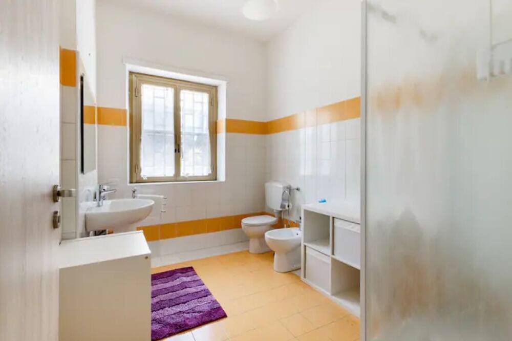 Photo of Bathroom in Borghesiana