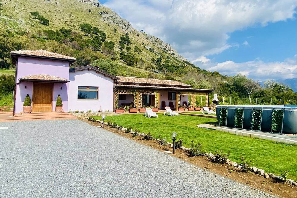 Photo of Outdoor in Santa Domenica Talao
