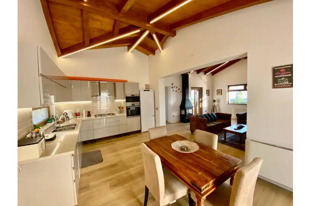 Photo of Kitchen in Santa Domenica Talao