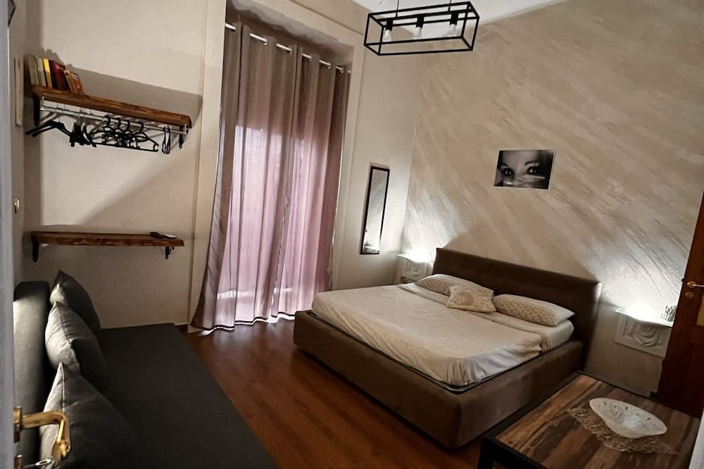 Photo of Bedroom in Mergellina