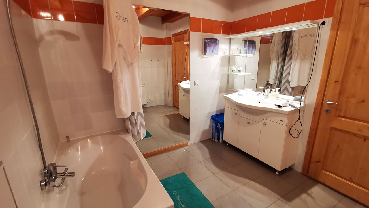 Photo of Bathroom in Cristian