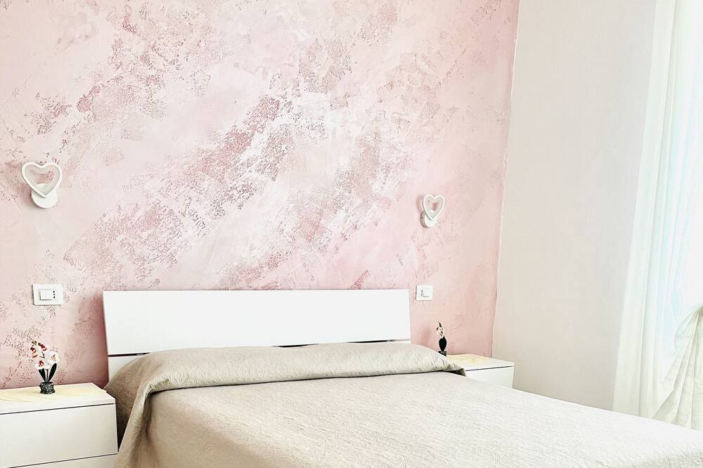 Photo of Bedroom in Scalea