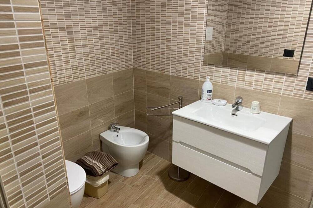 Photo of Bathroom in Maiera