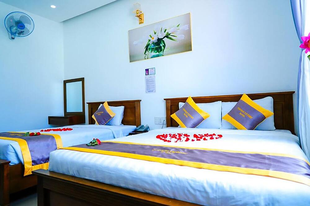 Photo of Bedroom in Con Son