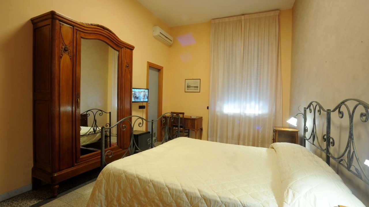 Photo of Bedroom in Latina