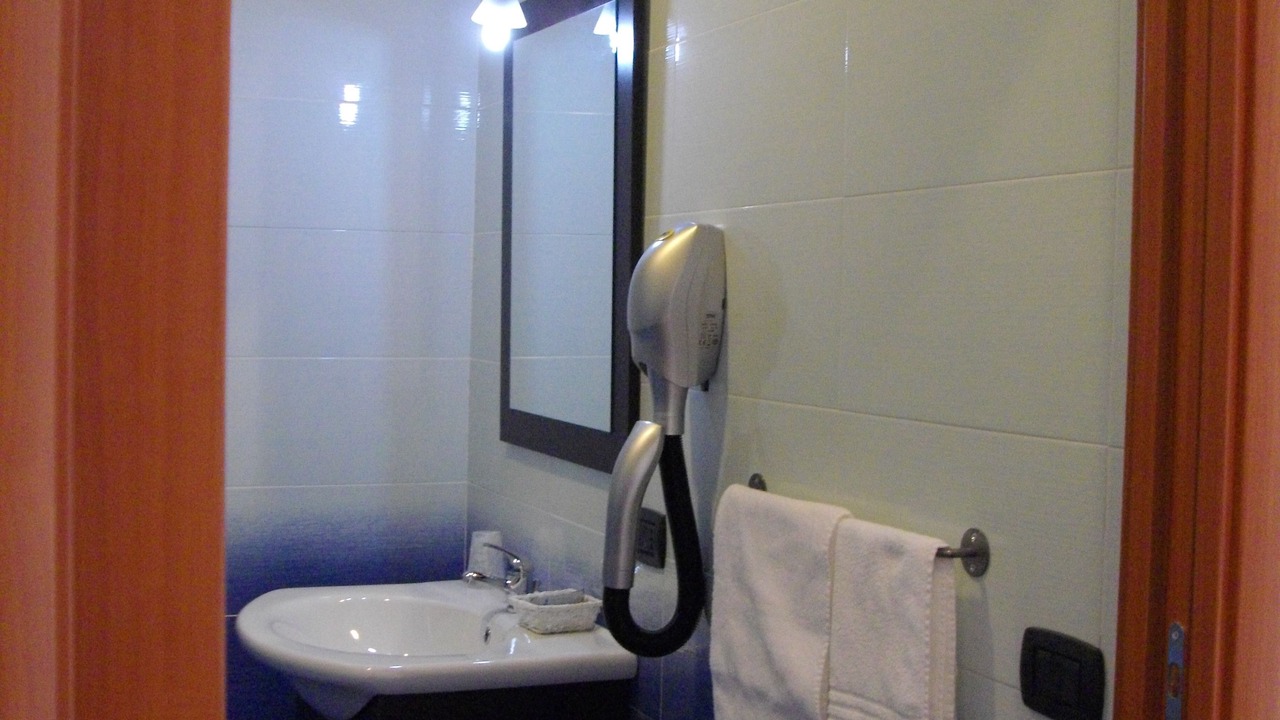 Photo of Bathroom in Zona Ospedaliera