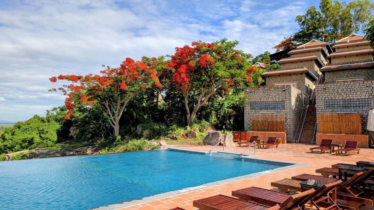 Photo of Outdoor in Nui Sam