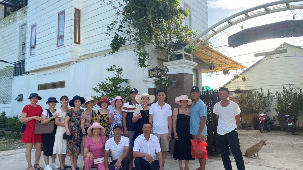 Photo of Others in Duong To
