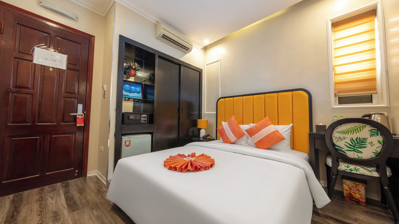 Photo of Bedroom in Hang Bo