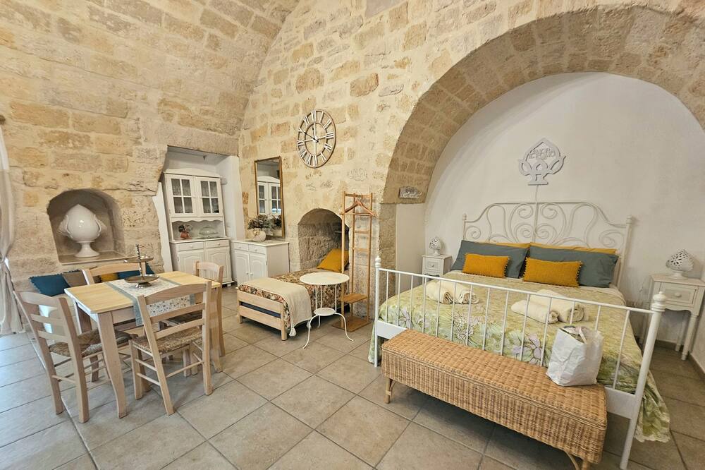 Photo of Bedroom in Corato