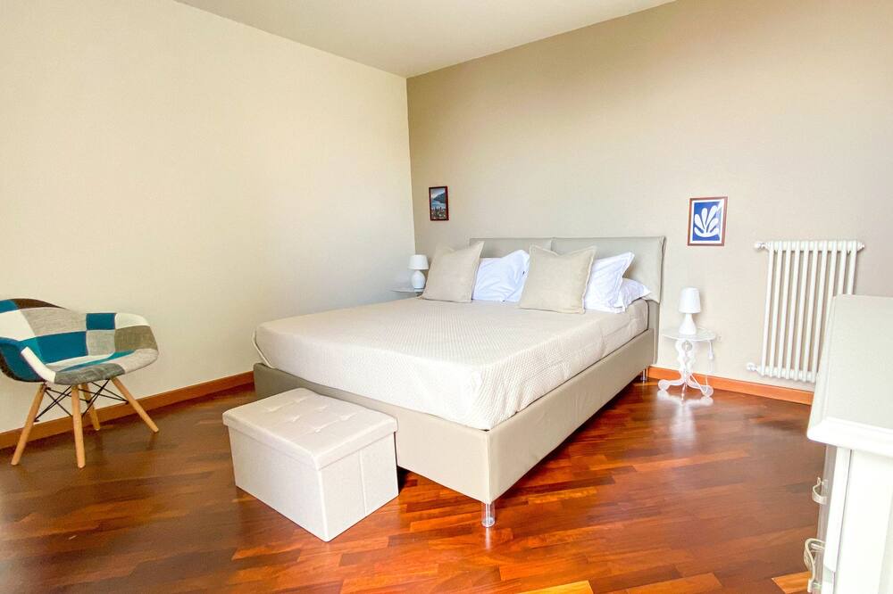 Photo of Bedroom in Salerno
