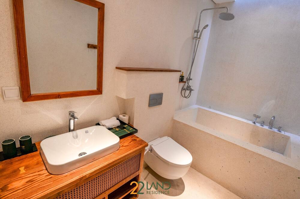 Photo of Bathroom in Dich Vong