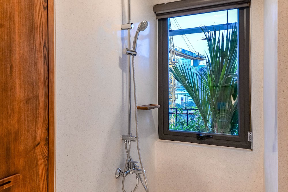 Photo of Bathroom in Dich Vong