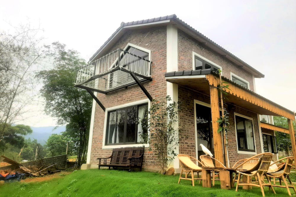 Photo of Outdoor in Van Mieu