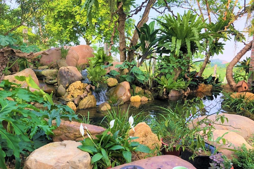 Photo of Outdoor in Van Mieu
