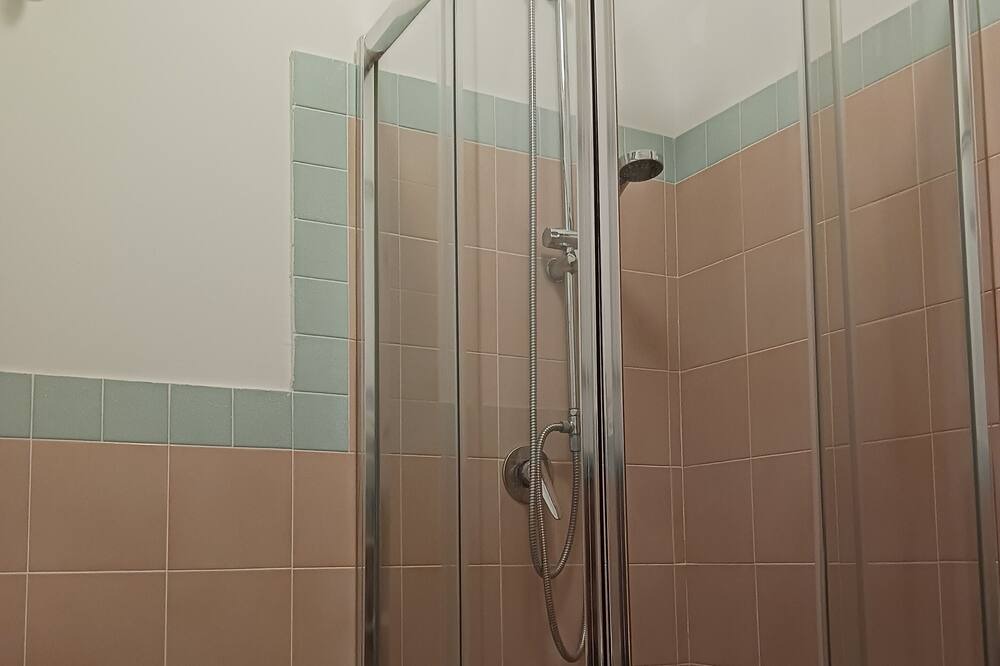 Photo of Bathroom in San Nicola Arcella
