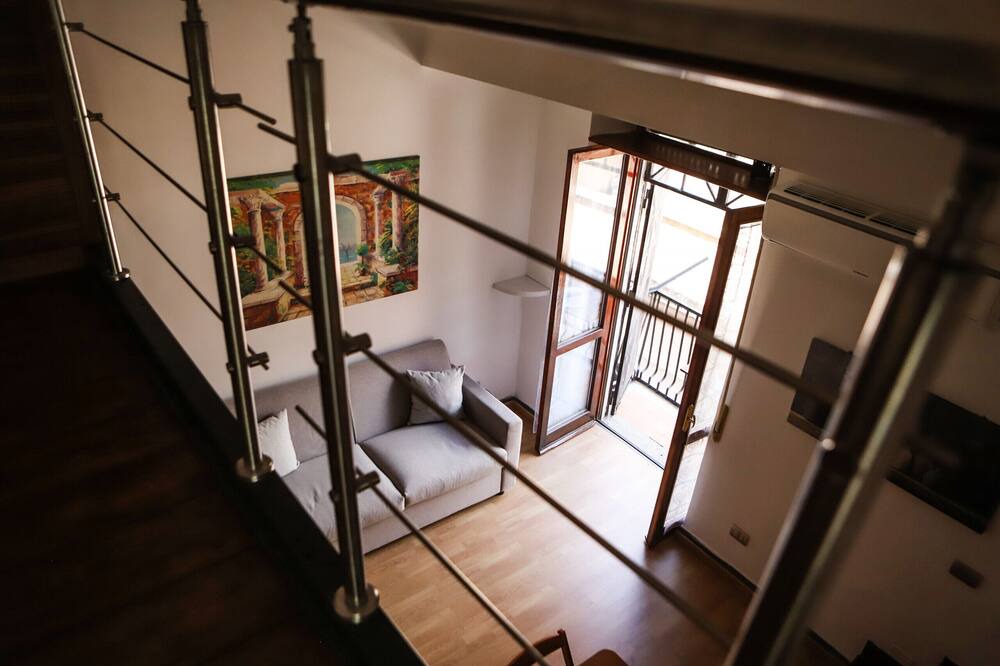 Photo of Livingroom in Pozzuoli