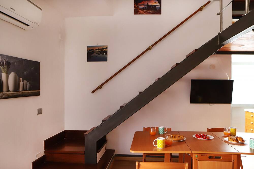 Photo of Livingroom in Pozzuoli