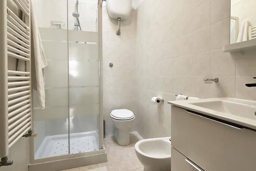 Photo of Bathroom in Panza