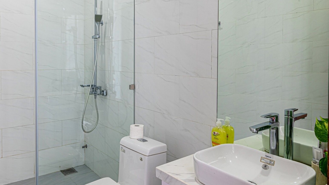 Photo of Bathroom in Ngu Hanh Son