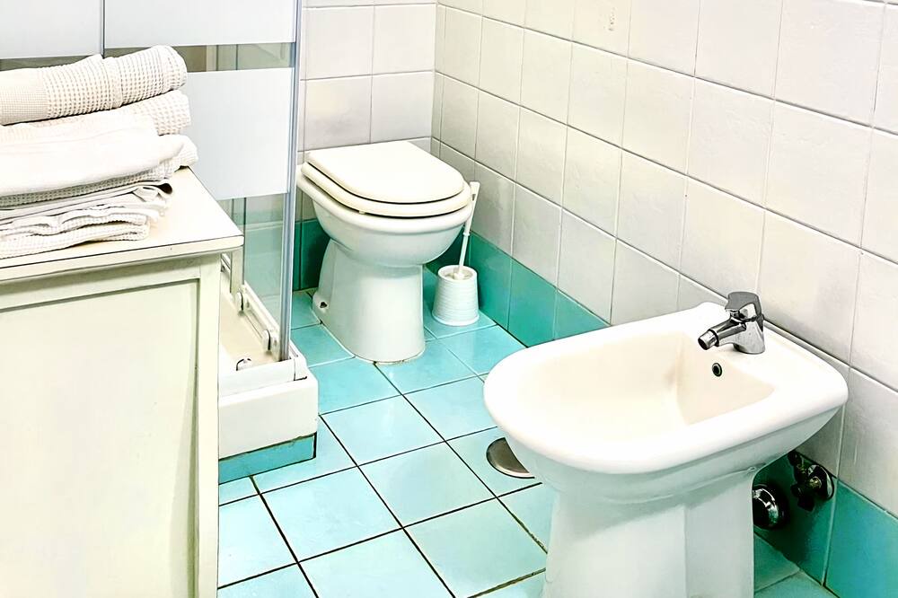 Photo of Bathroom in Bacoli