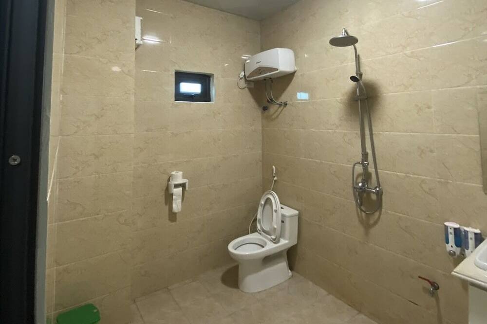 Photo of Bathroom in Luc Nam