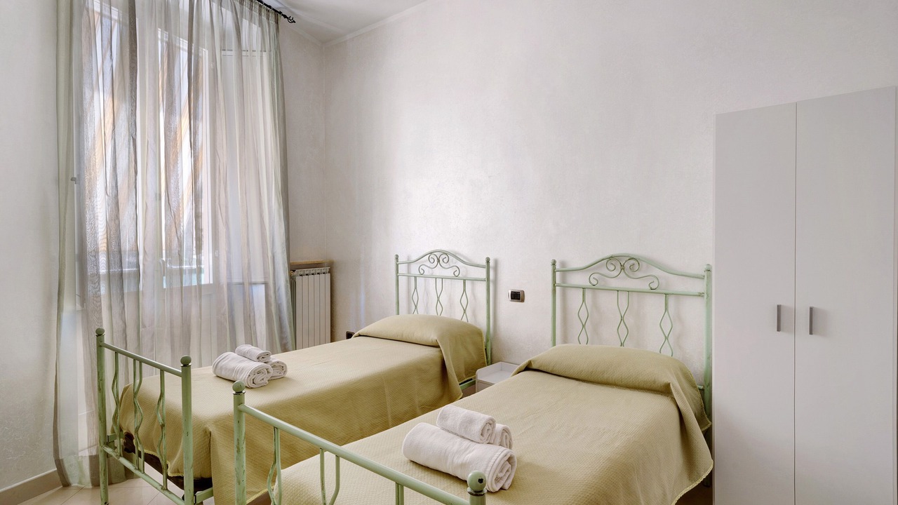 Photo of Others in Naples