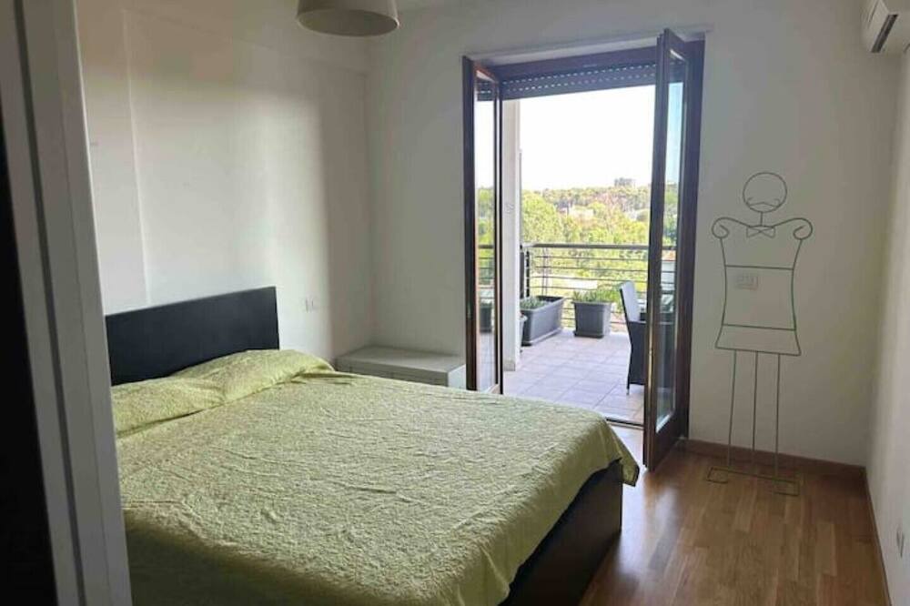 Photo of Bedroom in Quartiere XXIX Ponte Mammolo