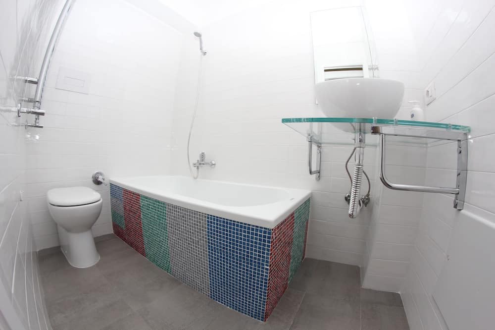 Photo of Bathroom in Capodimonte