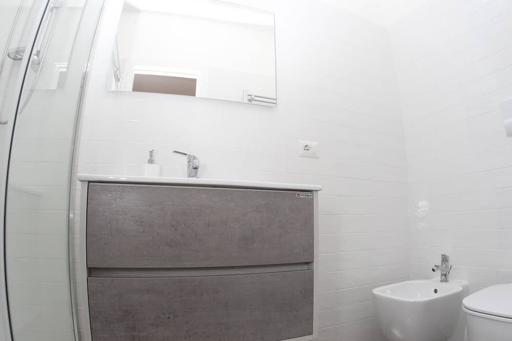 Photo of Bathroom in Capodimonte