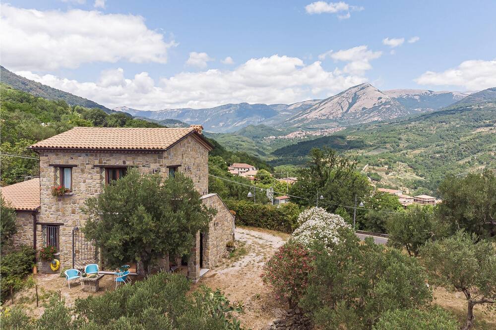 Photo of Outdoor in Alfano
