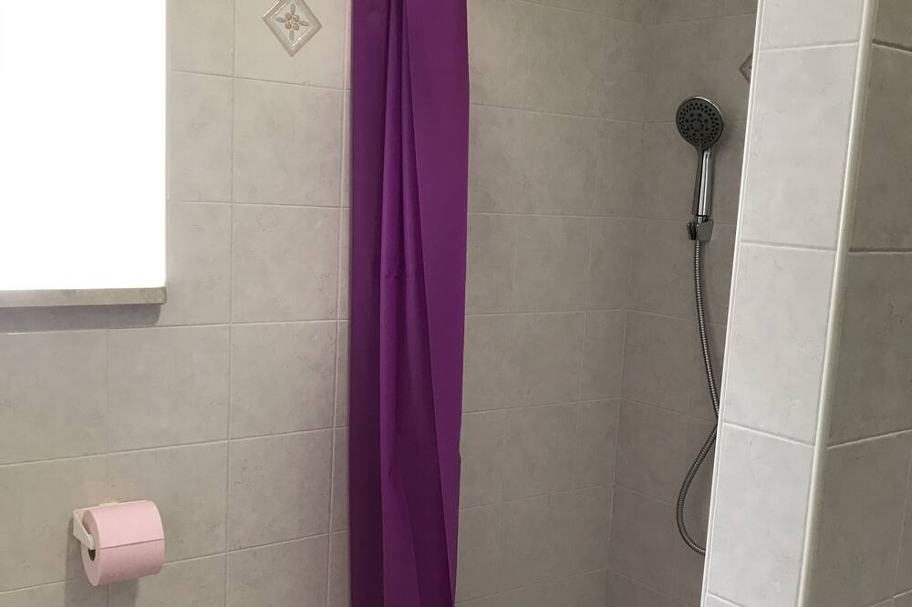 Photo of Bathroom in Sonnino