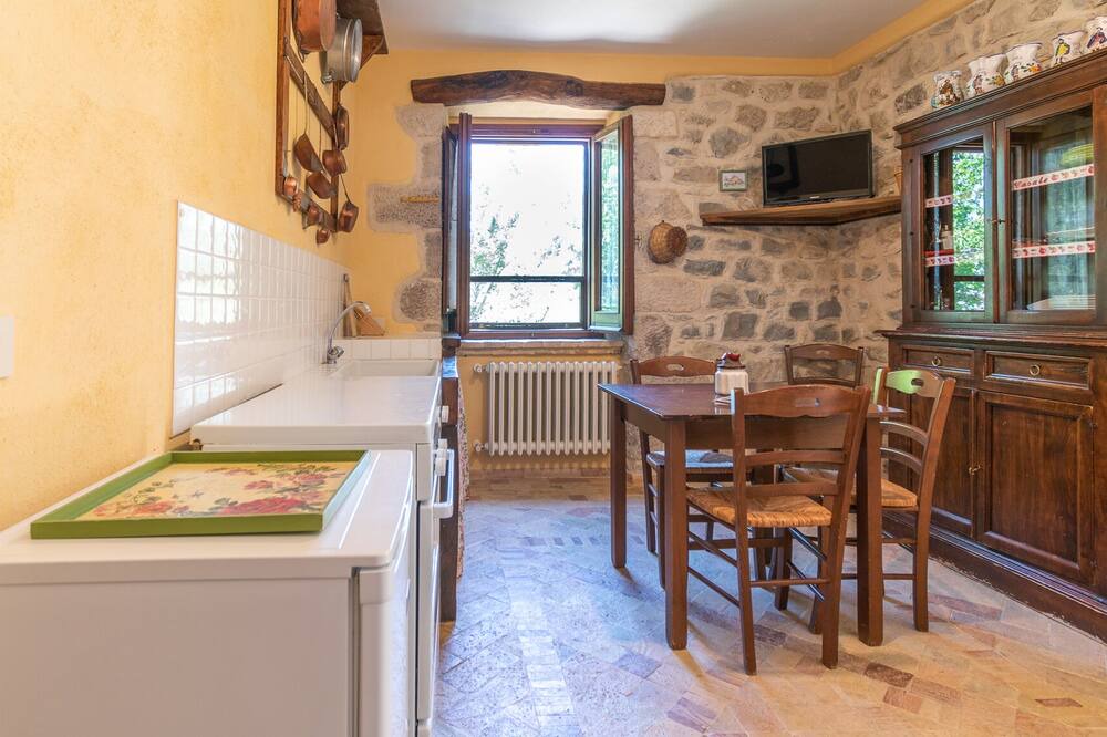 Photo of Kitchen in Abbateggio