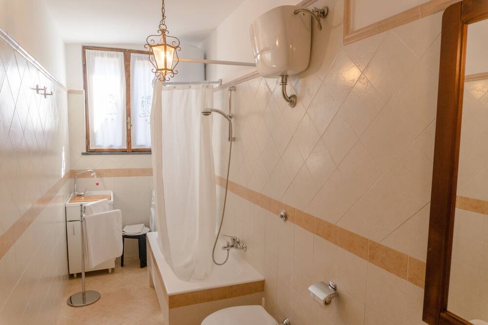 Photo of Bathroom in Termini